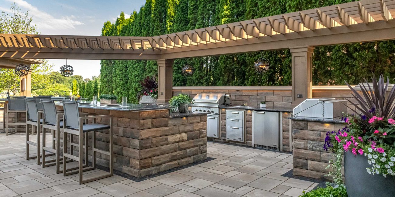 outdoor-kitchen